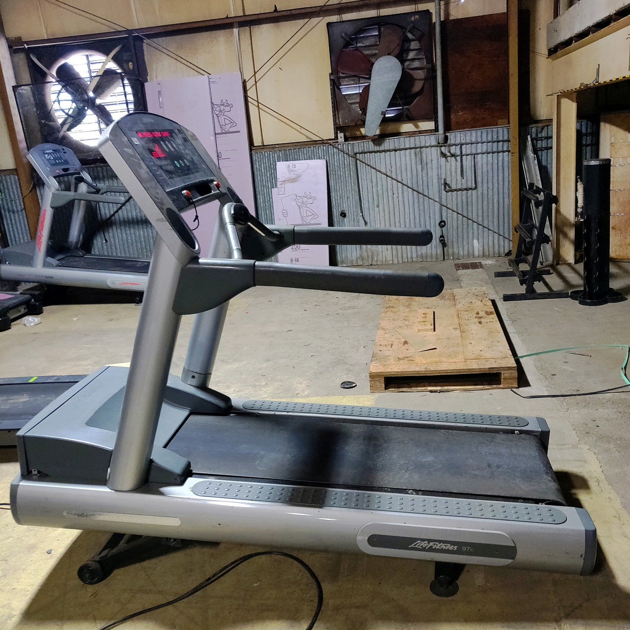 Refurbished Life Fitness Treadmill 97Ti