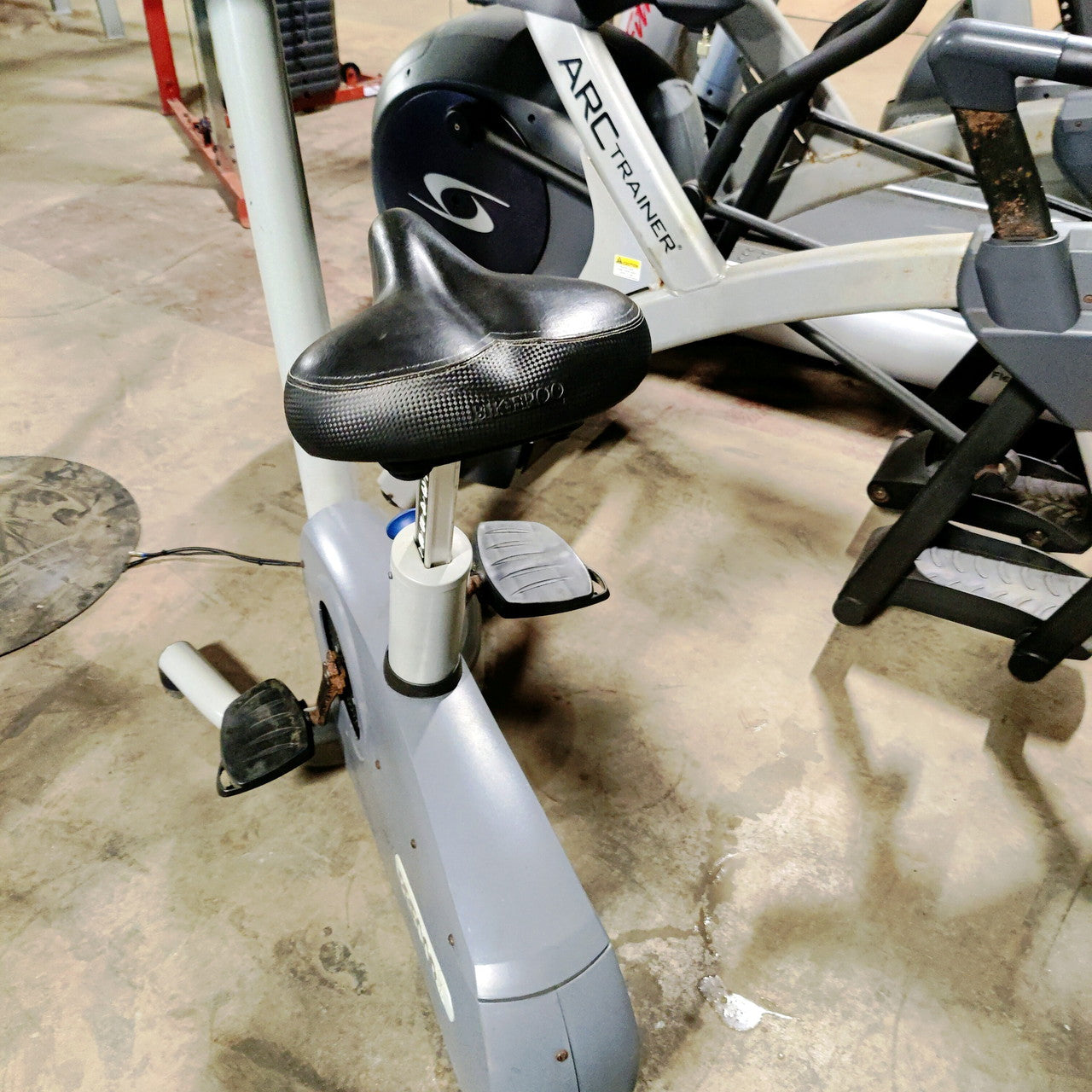 Precor Upright Exercise Bike 846i Commercial Grade