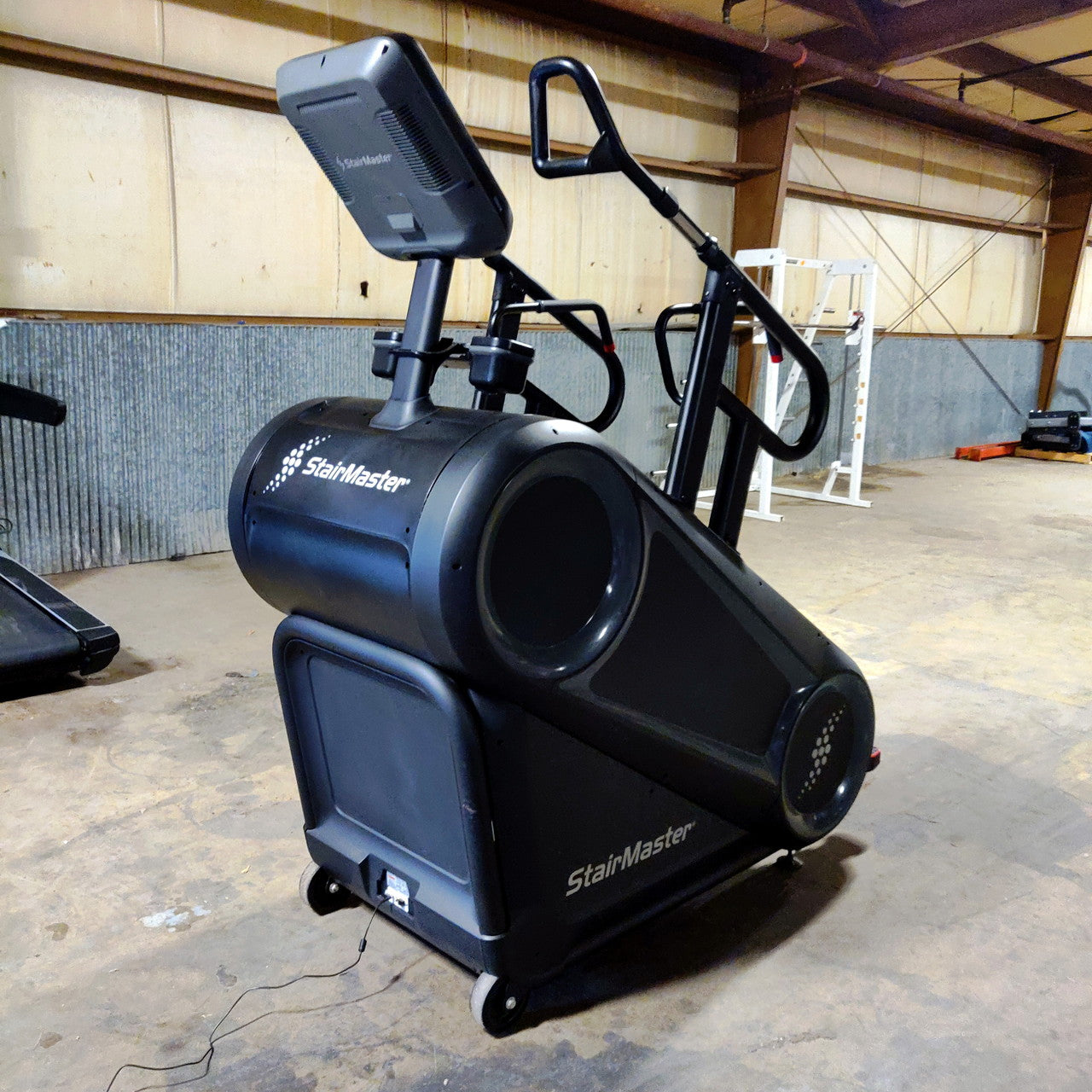 Stairmaster 10 Series 10G Gauntlet w/16" Embedded Display - SOLD