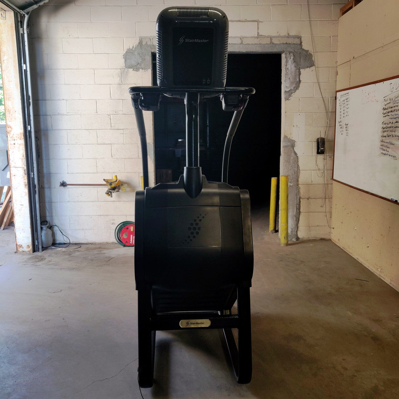 Stairmaster 8 Series Gauntlet Stairclimber Stepper Commercial Grade