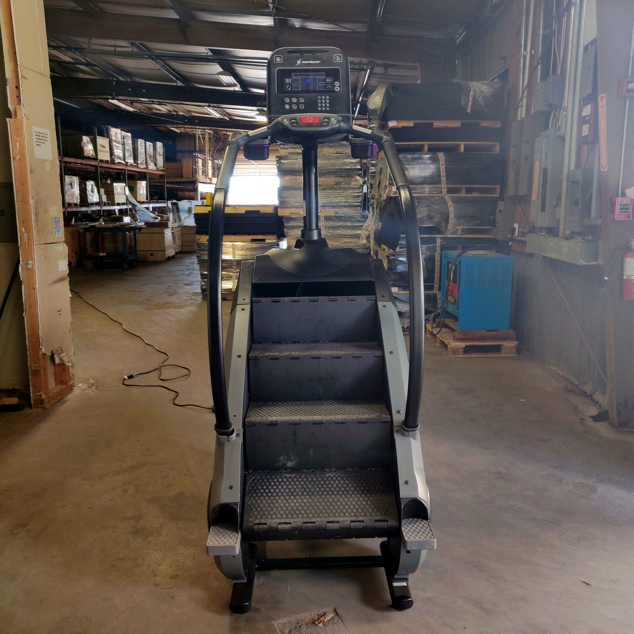 Stairmaster 8 Series Gauntlet Stairclimber Stepper Commercial Grade