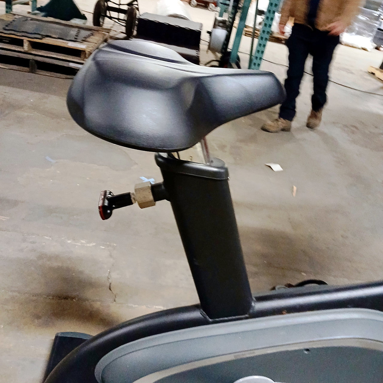 Star Trac 8UB Upright Bike with LCD Console