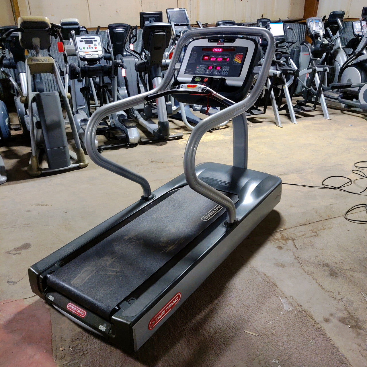 Star Trac Treadmill E-TRx Commercial