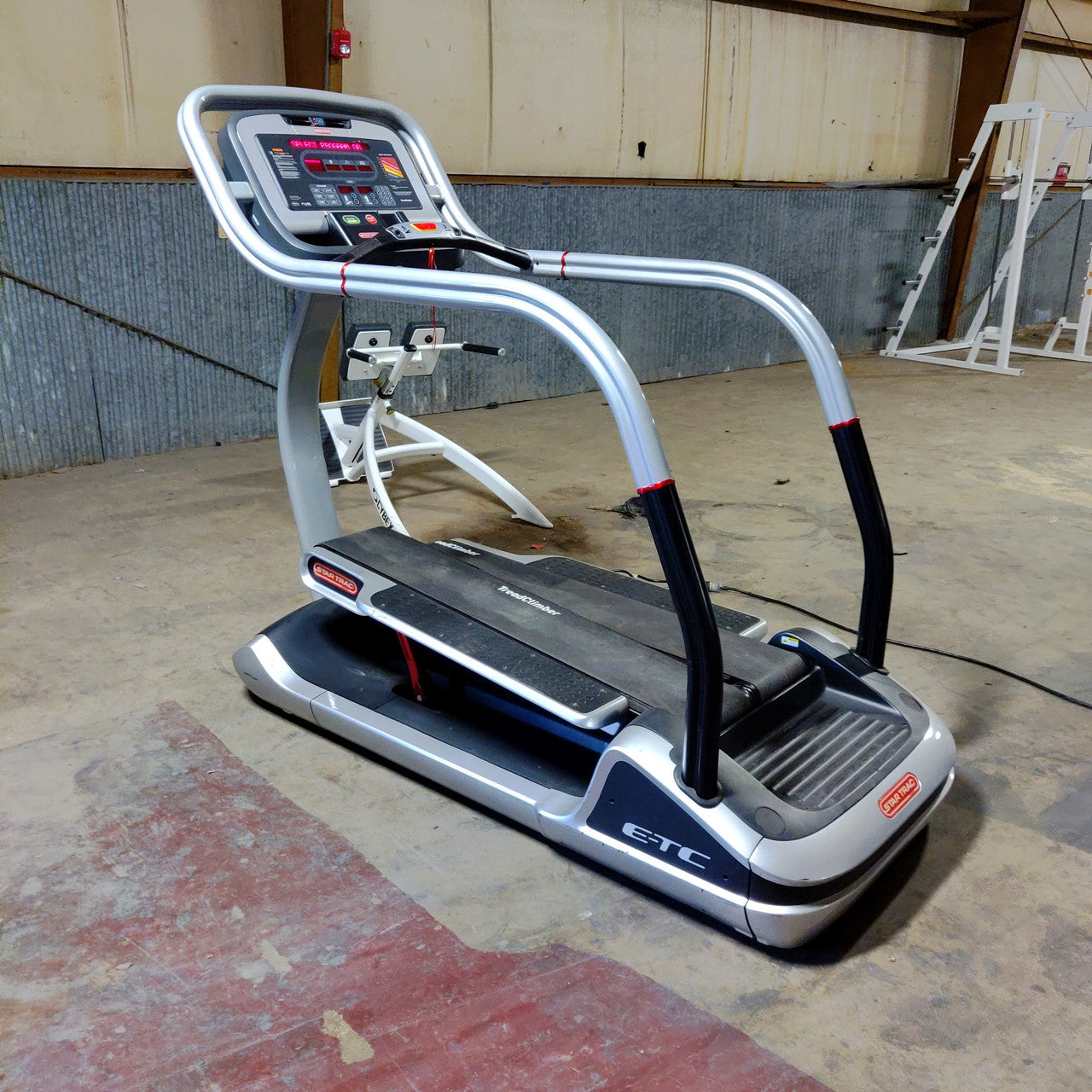 StarTrac E-TC TreadClimber