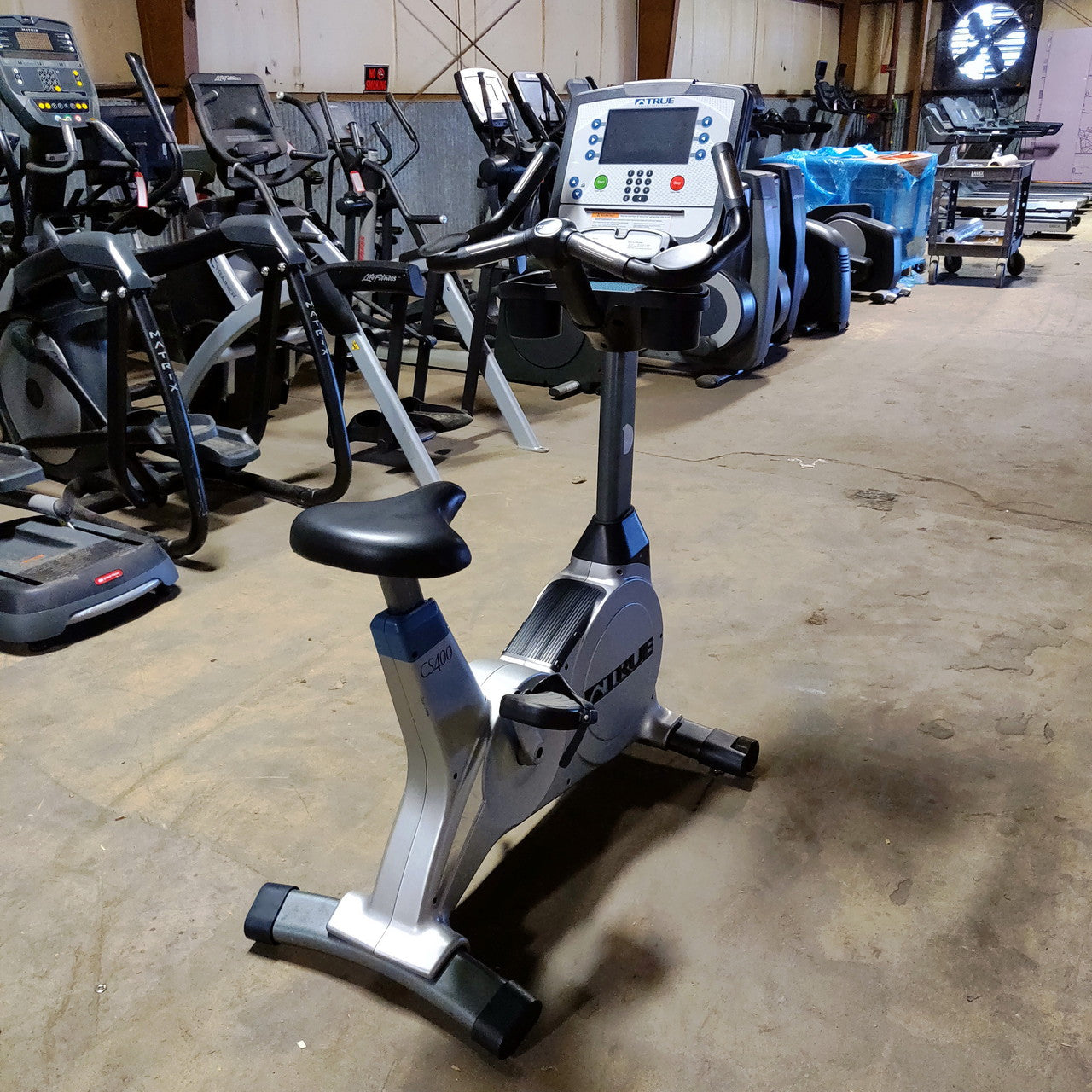 TRUE CS400 Upright Exercise Bike