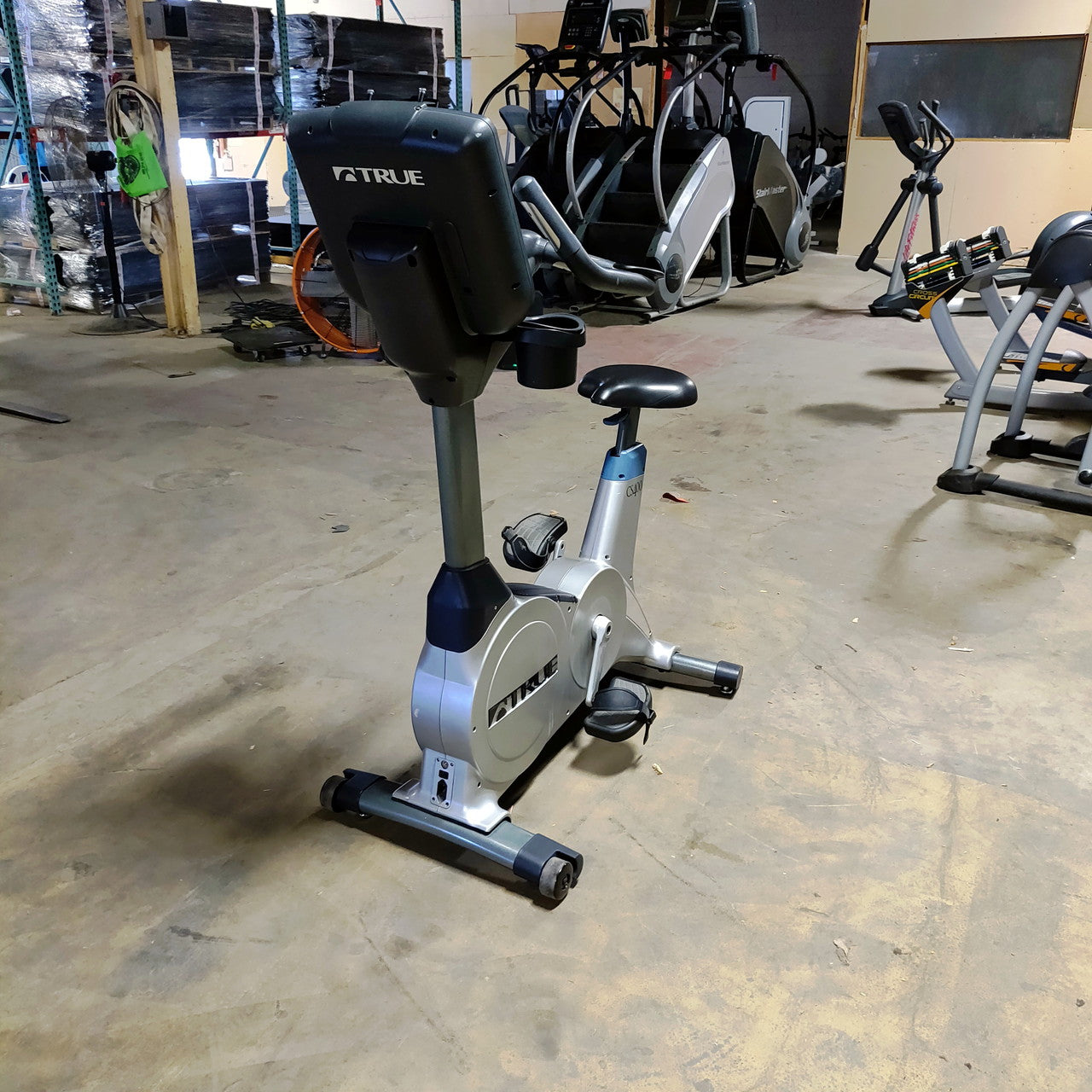 TRUE CS400 Upright Exercise Bike