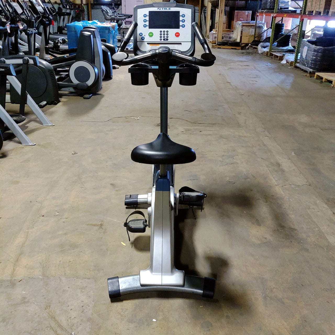 TRUE CS400 Upright Exercise Bike