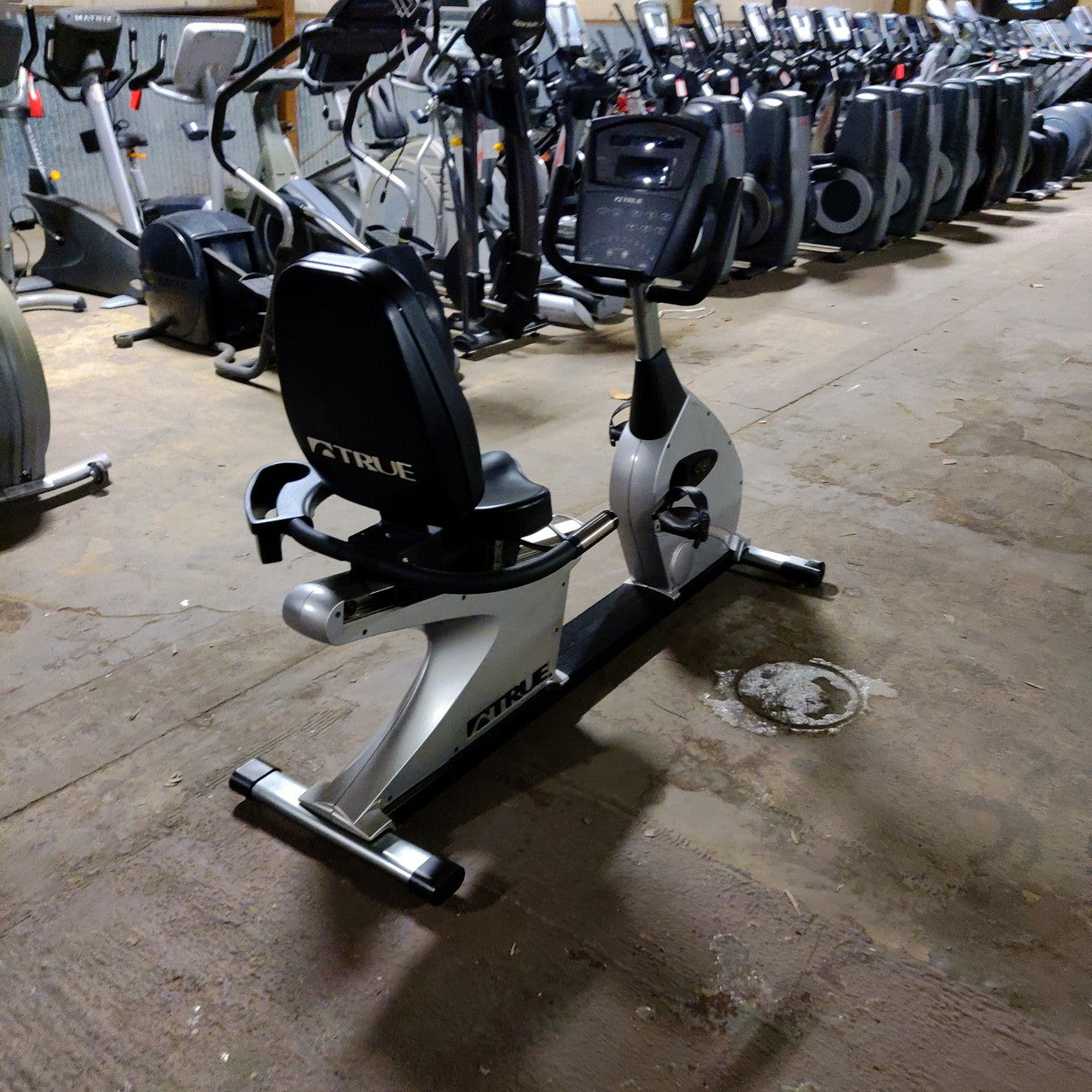 TRUE Recumbent Bike CS 8.0