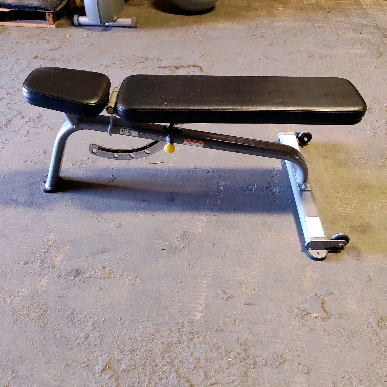 TRUE Weight Bench Adjustable FID