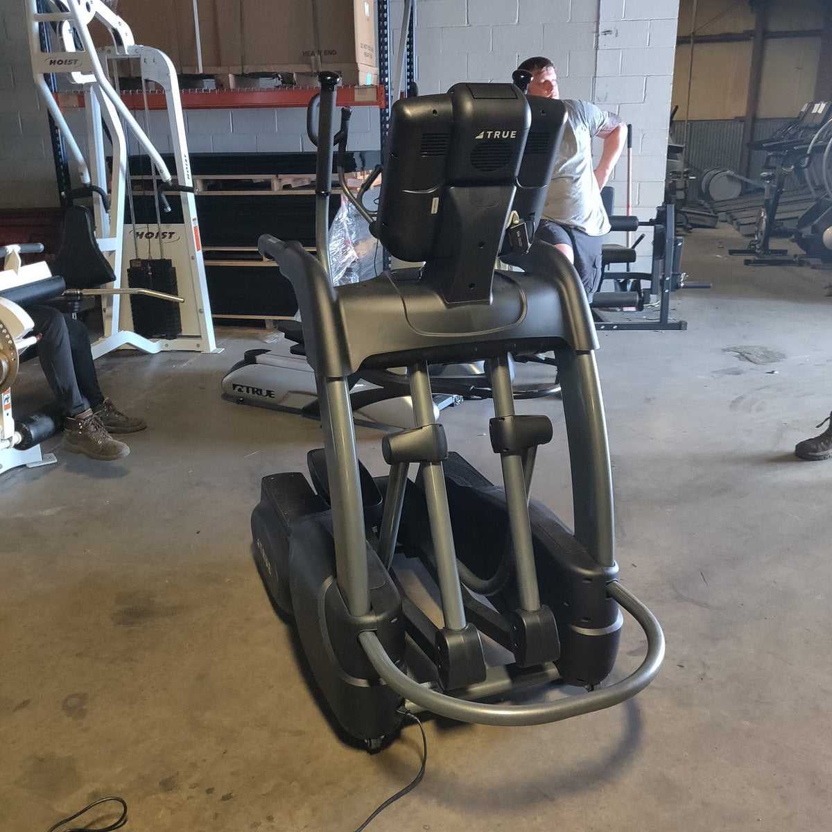 TRUE XC400 Elliptical Trainer