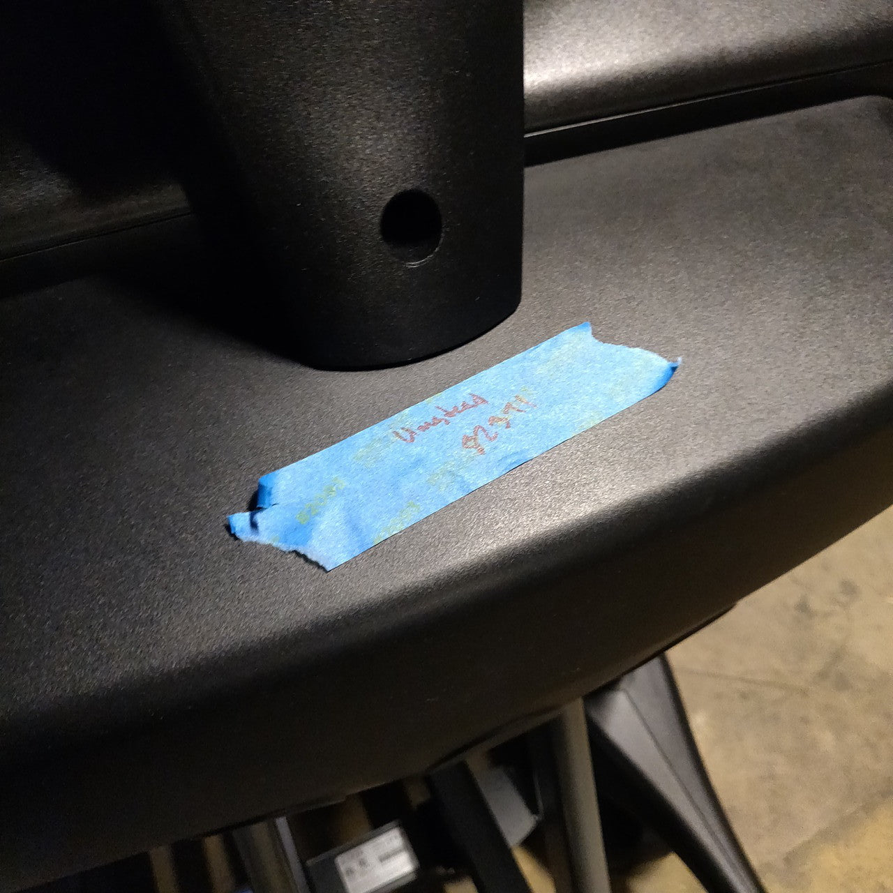 TRUE XS1000-19 Elliptical with Envision 16" Console