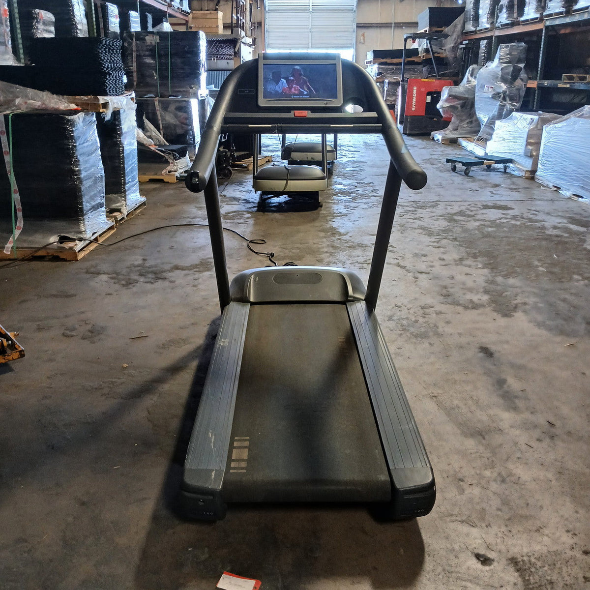 Technogym Jog Now 700 Treadmill