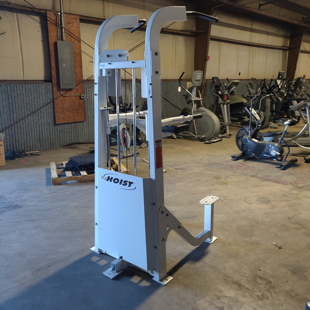 The Hoist HD2100 Assisted Chin / Dip