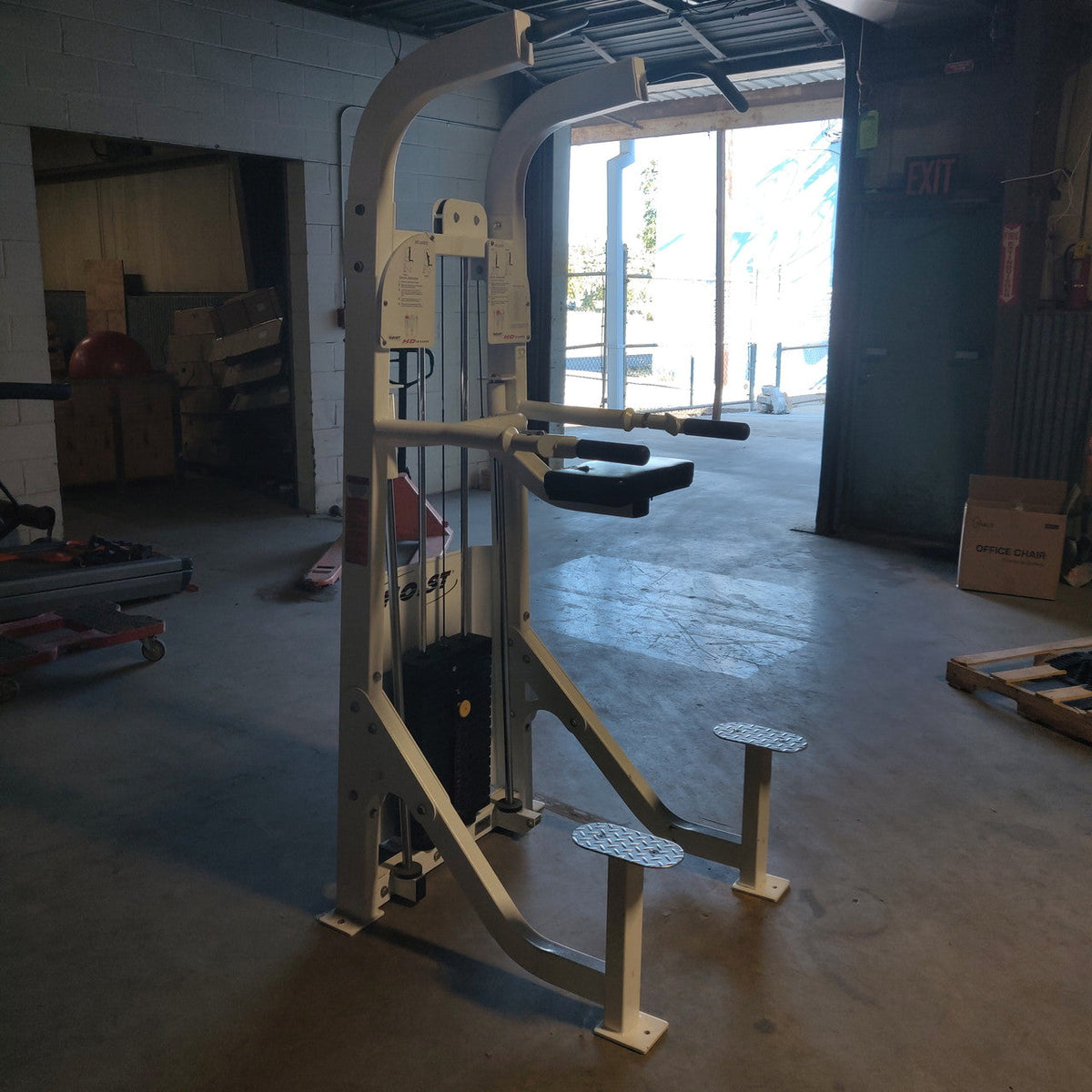 The Hoist HD2100 Assisted Chin / Dip