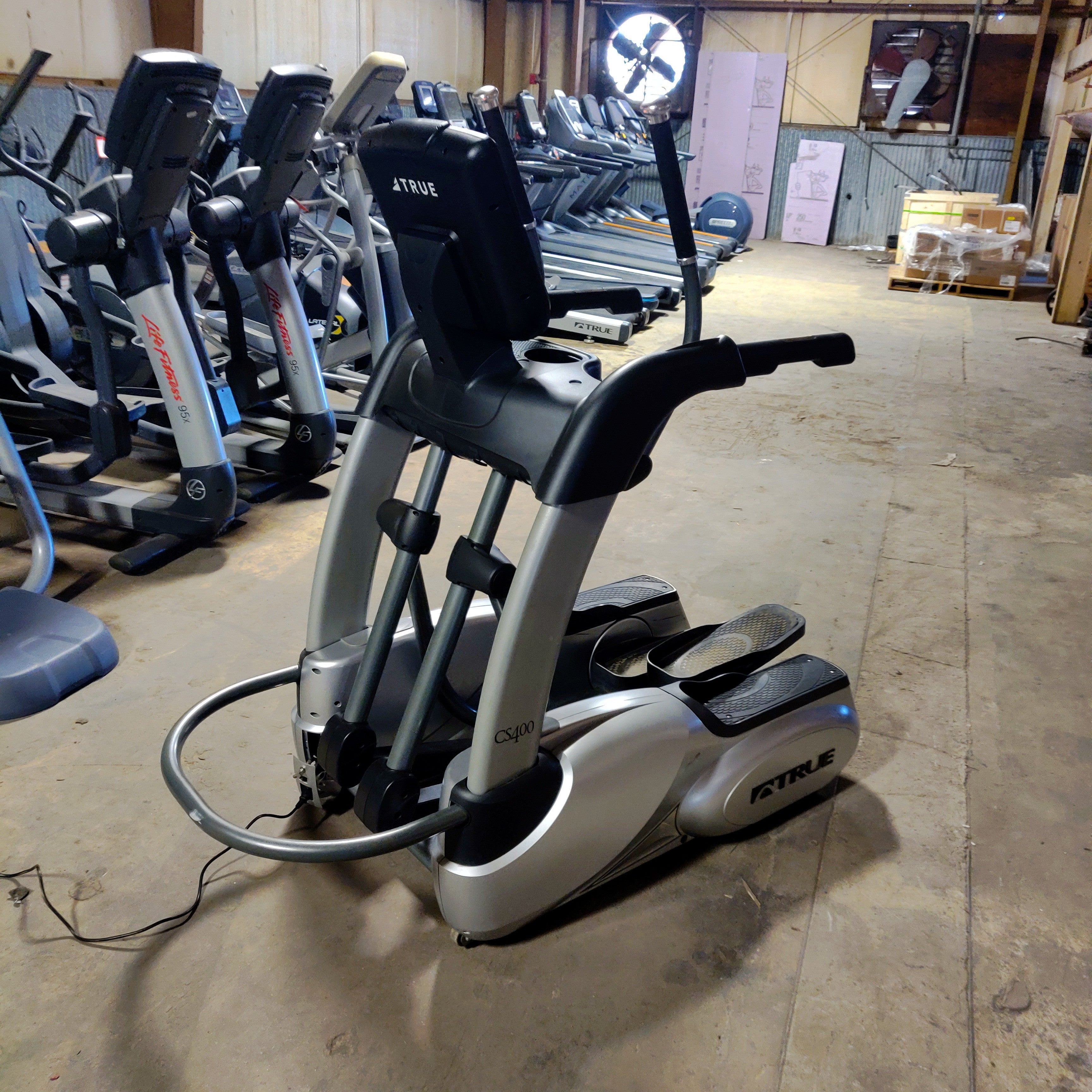 True CS400 Elliptical