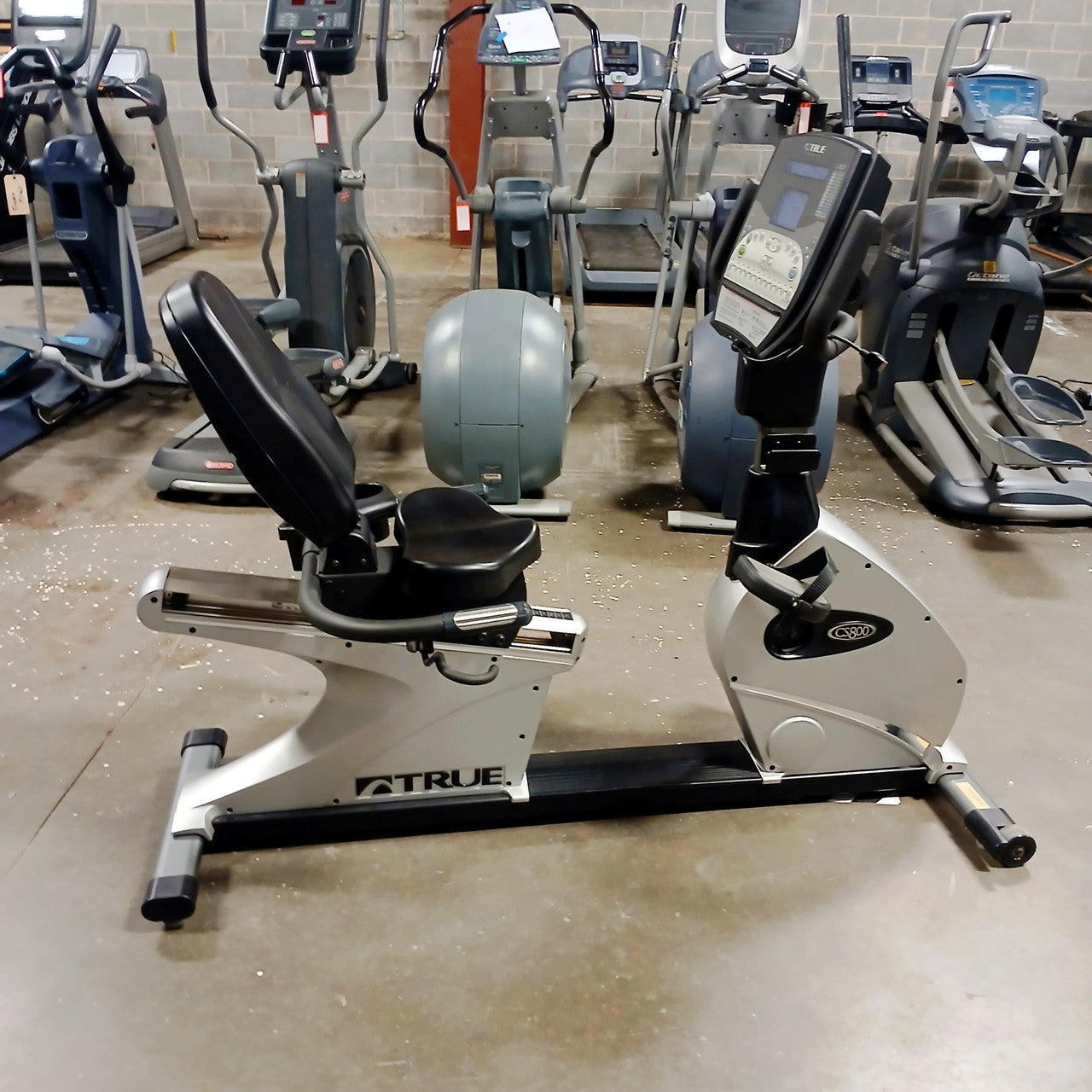 True Fitness CS800 Recumbent Bike w/ 2-Window LCD