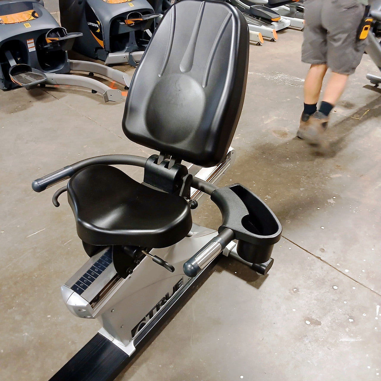 True Fitness CS800 Recumbent Bike w/ 2-Window LCD