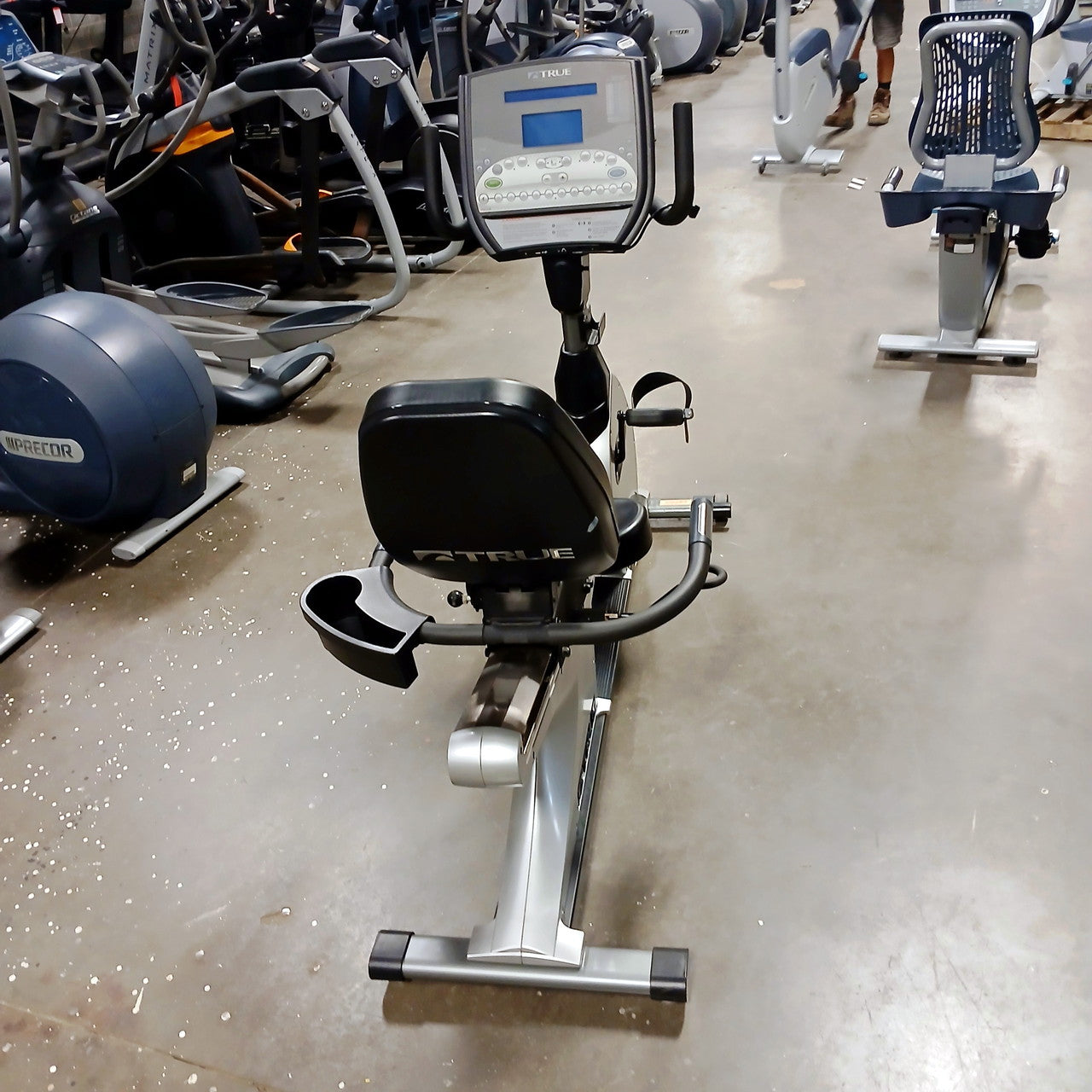 True Fitness CS800 Recumbent Bike w/ 2-Window LCD