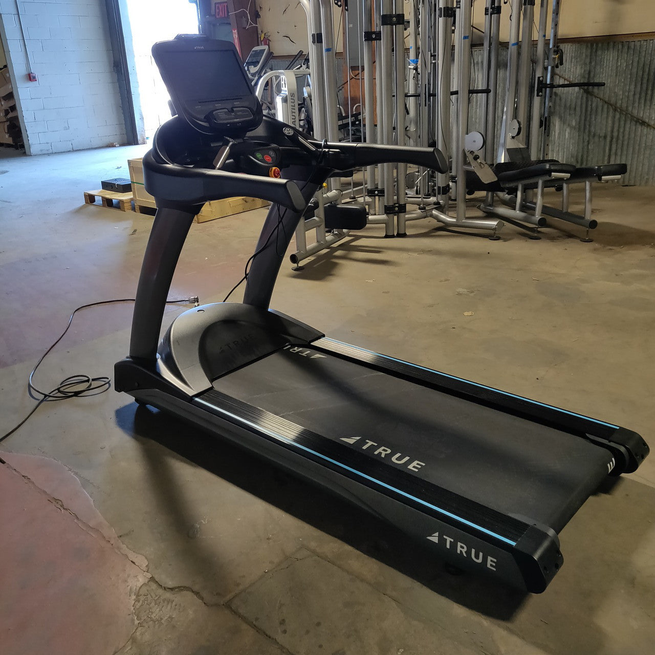 True Fitness TC900 Treadmill w/Envision Console