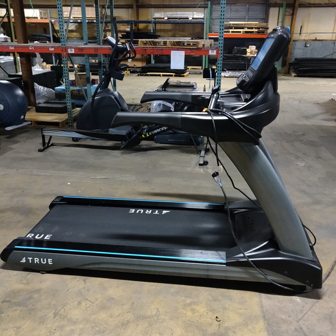 True Fitness TC900 Treadmill w/Envision Console