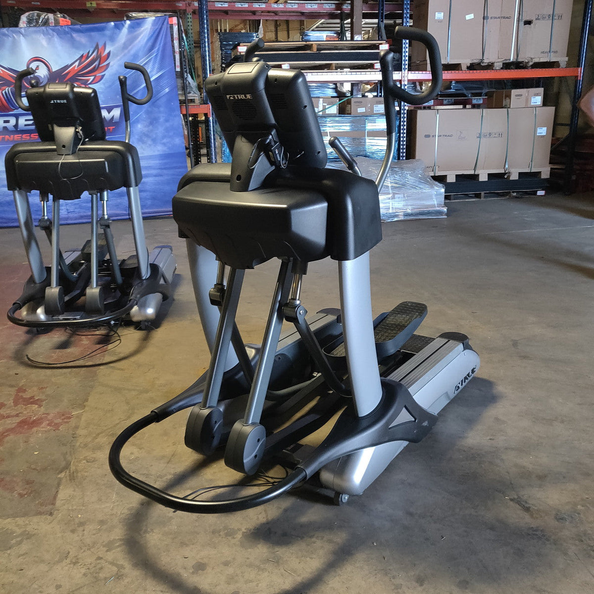 True Fitness XS1000 Spectrum Elliptical w/ Touchscreen Console