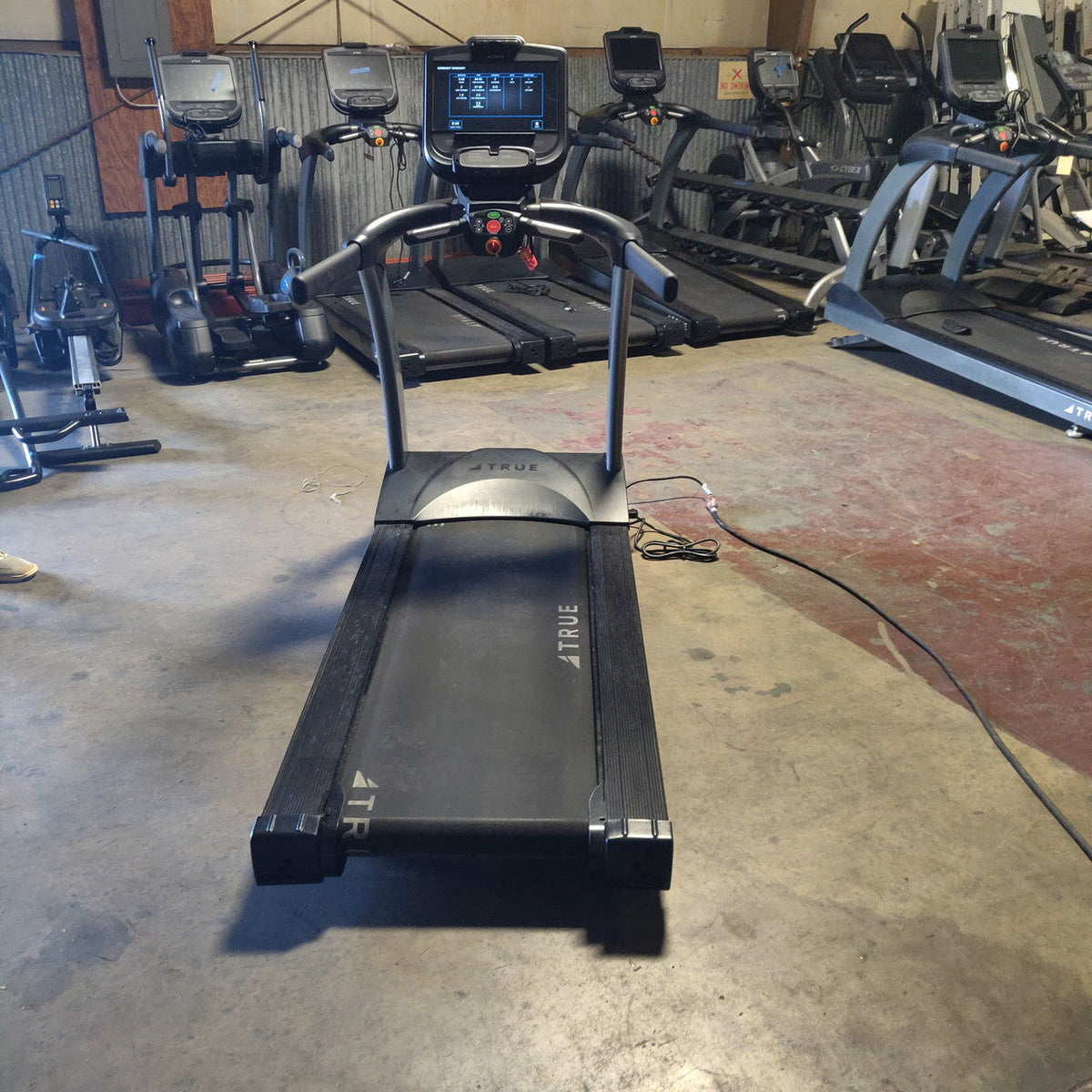 True TC400-19 Treadmill w/ LED Console