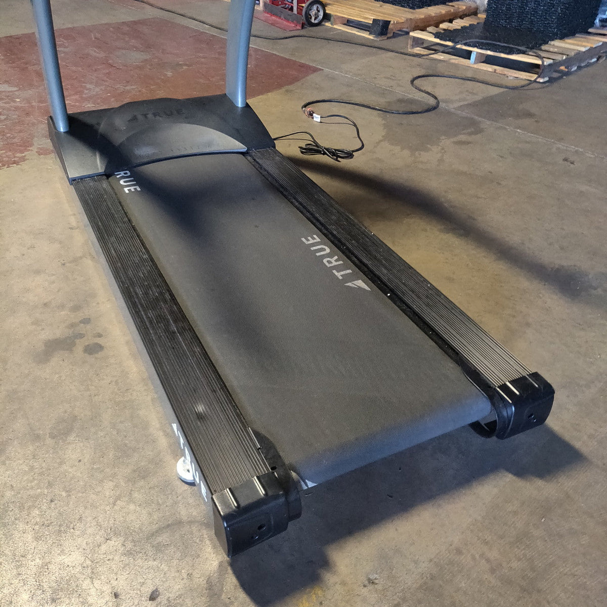 True TC400-19 Treadmill w/ LED Console