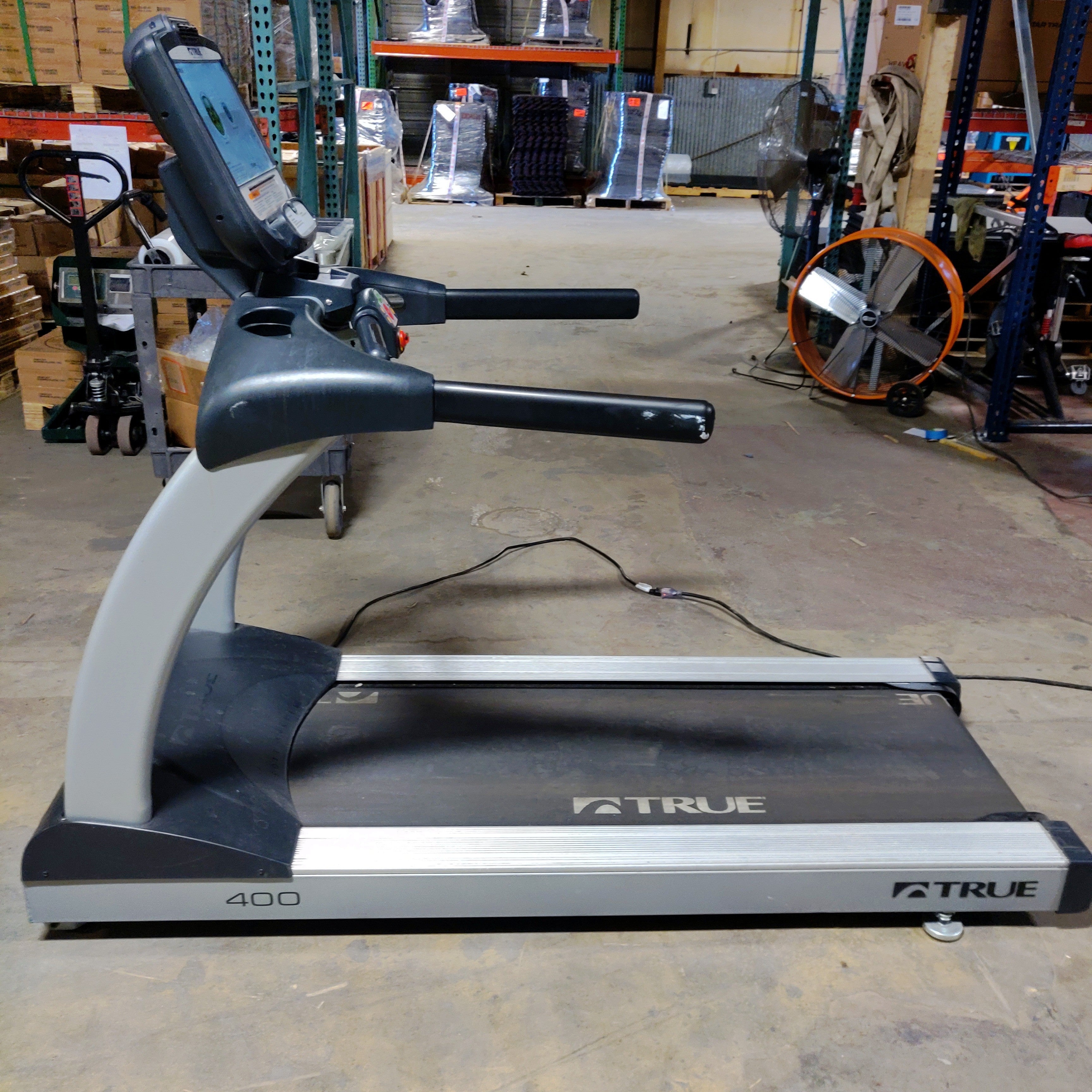 True Treadmill 400 Model with Interactive Digital Display