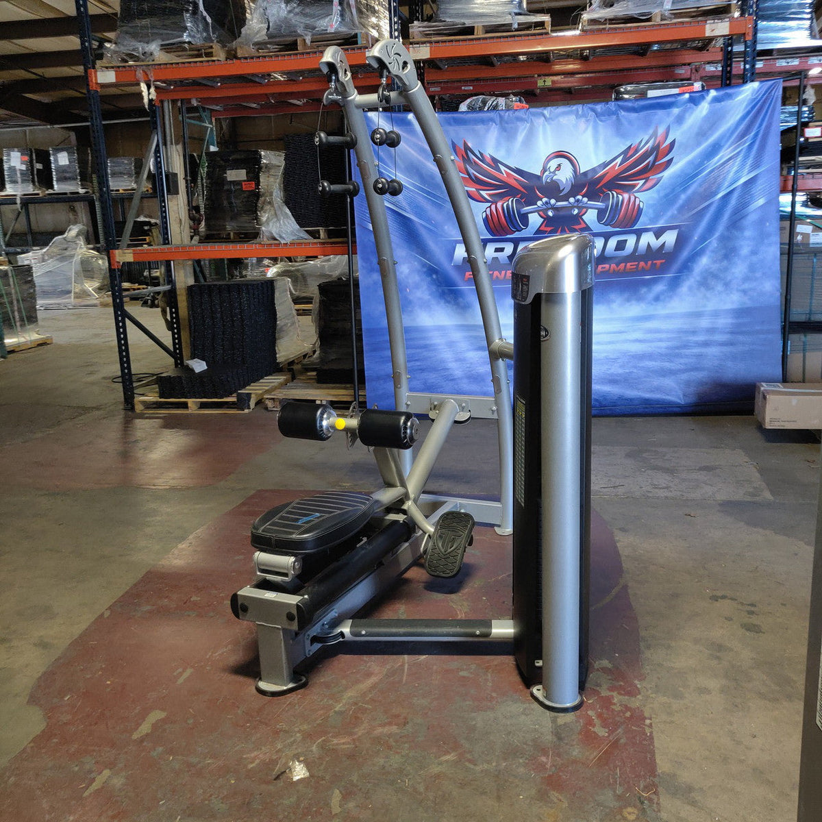 TuffStuff  BIO-ARC Series Lat Pulldown