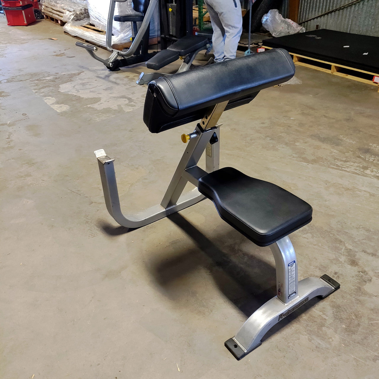 TuffStuff Preacher Curl Bench Proformance