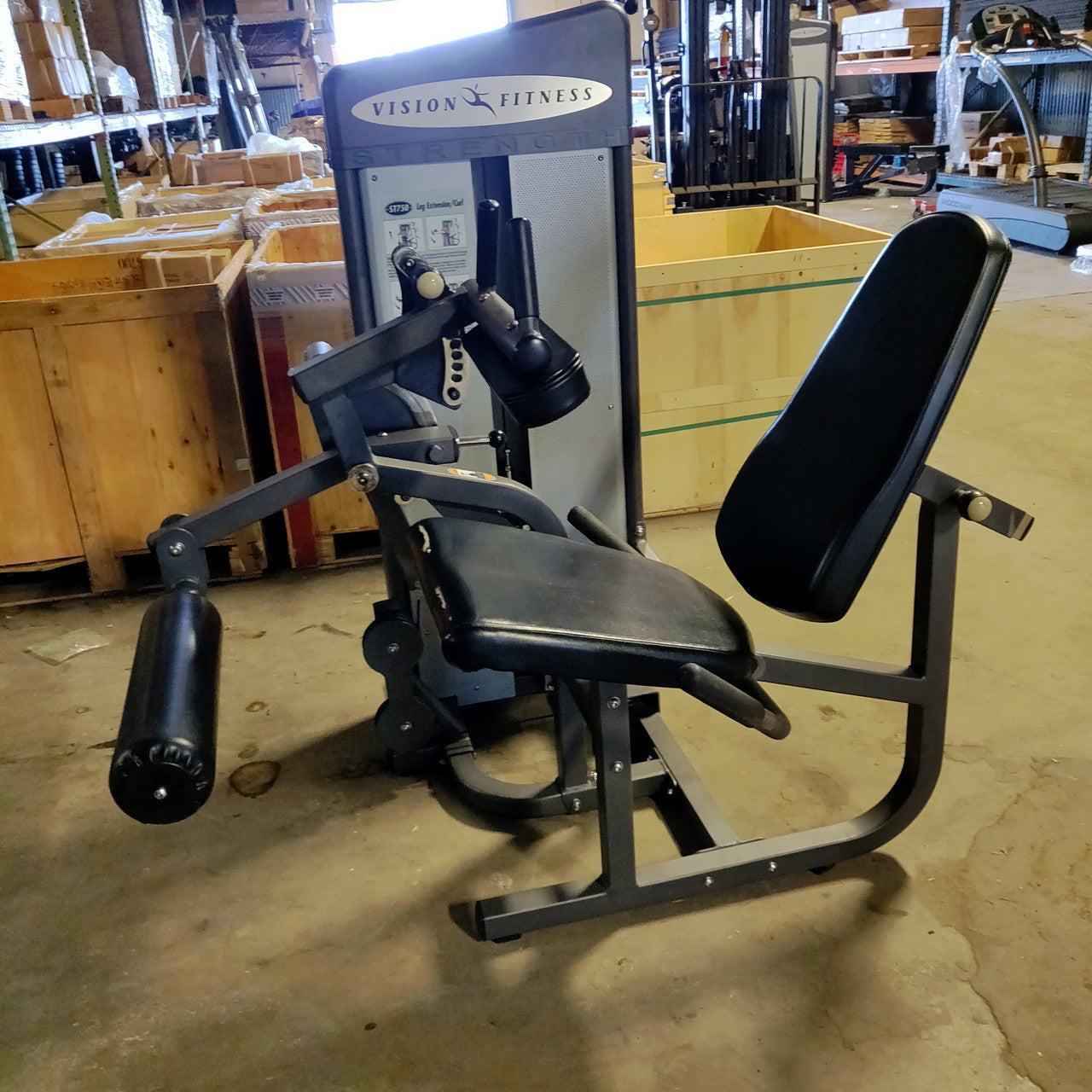 Vision Fitness Leg Curl/Extension Combo ST750